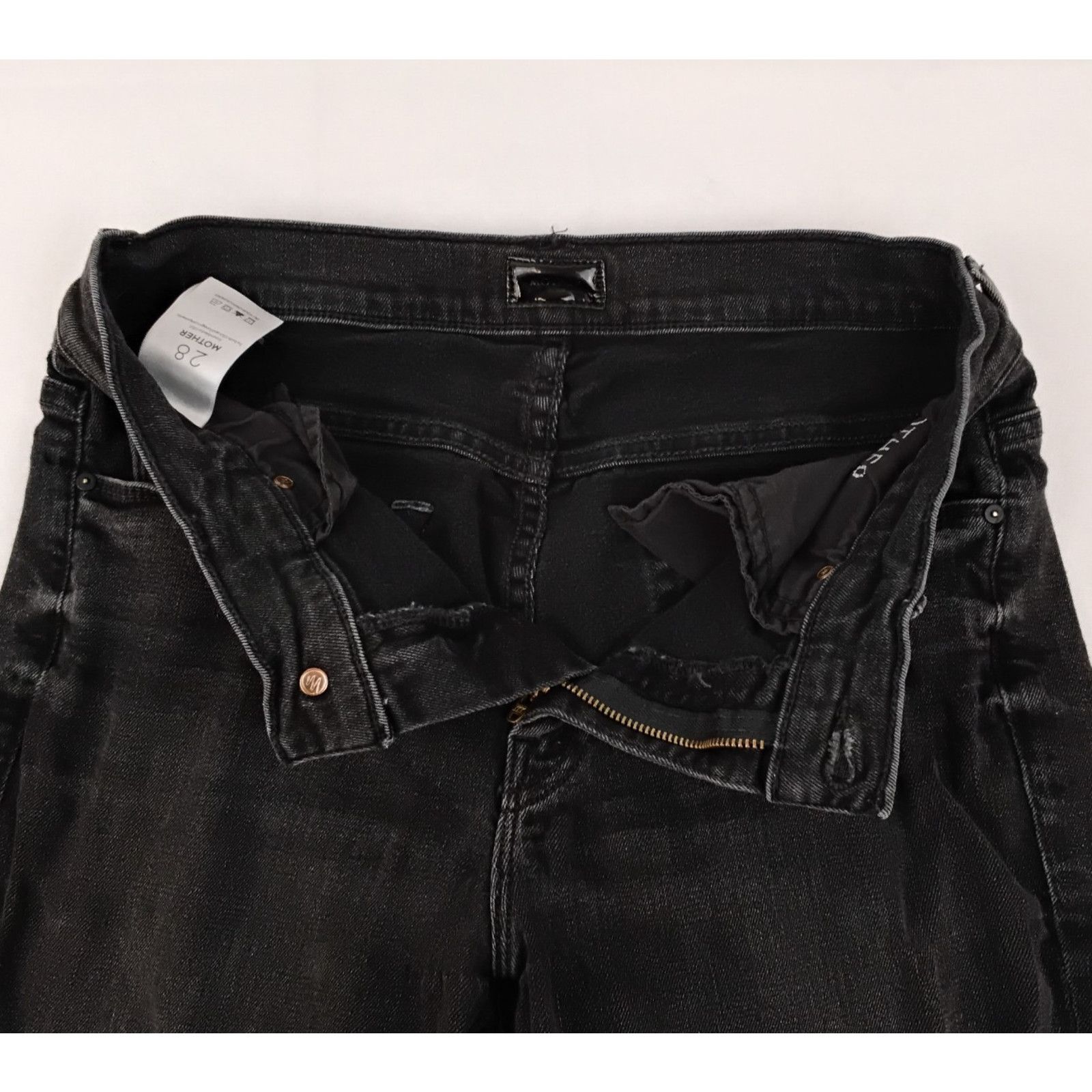 MOTHER Mother The Weekender Fray Jean Women's 28x30 Black Dark Wash Size 28" / US 6 / IT 42 - 6 Thumbnail