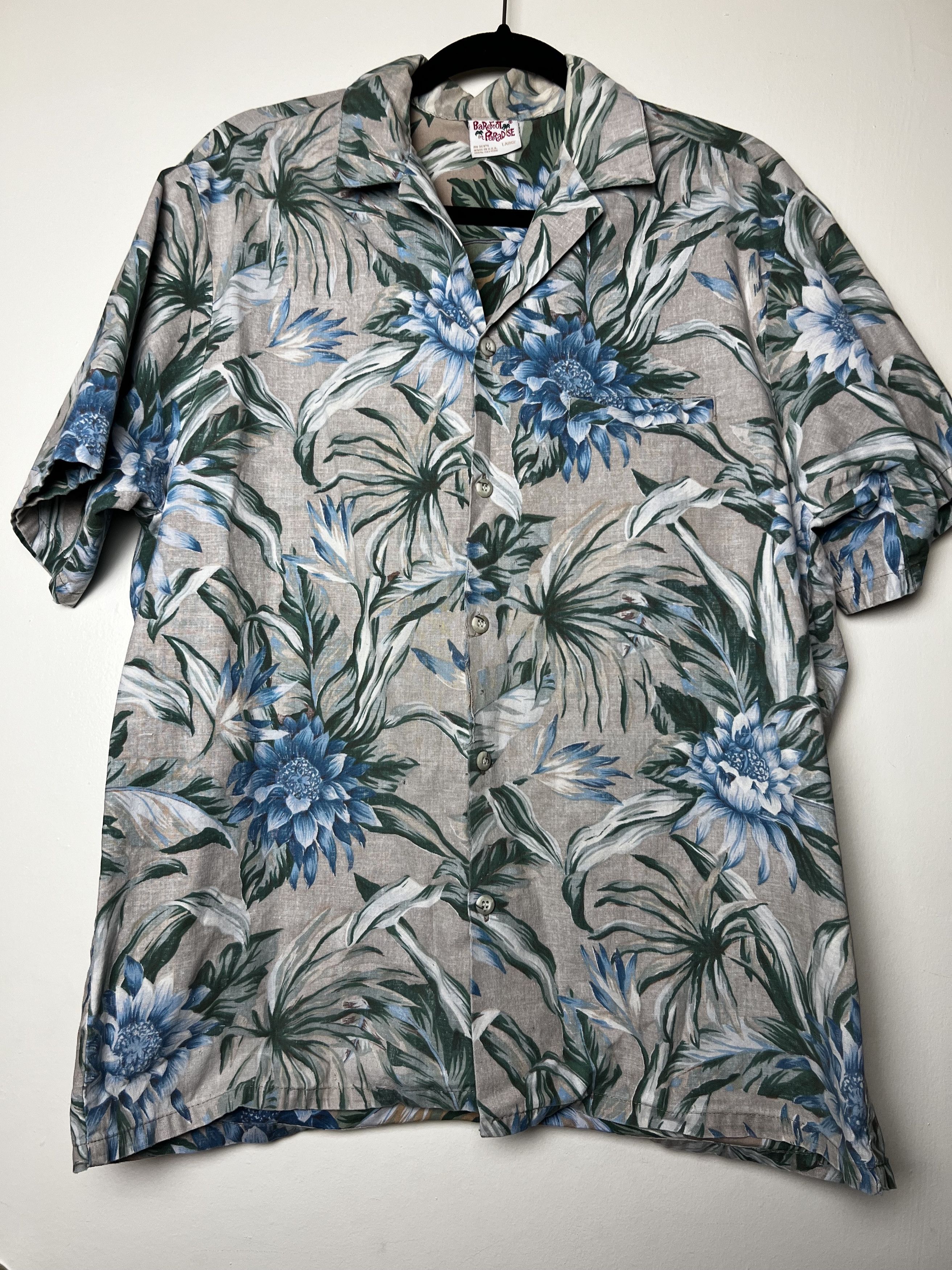 Vintage Vntg 70s Hawaiian Aloha Shirt: Barefoot in Paradise Floral Size US L / EU 52-54 / 3 - 1 Thumbnail