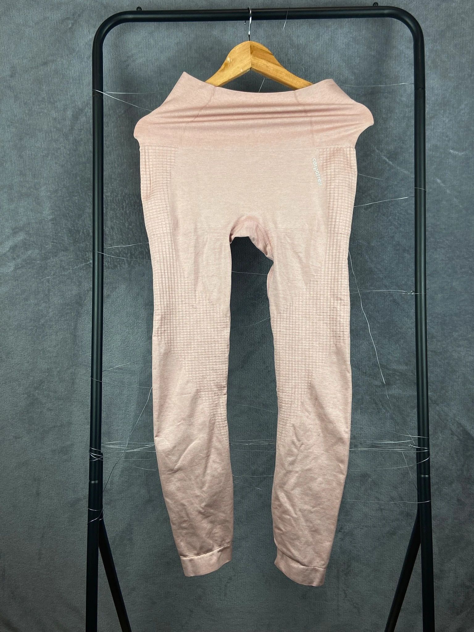 Other Carpatree Beige Seamless Leggings M Gymwear Size 29" - 1 Thumbnail