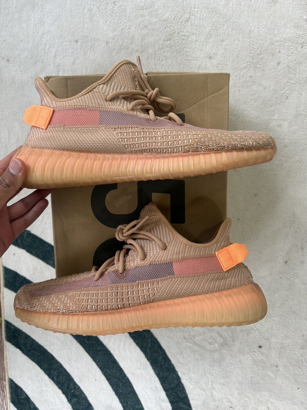 Yeezy Yeezy Boost 350 V2 Clay Size 11 Size US 11 / EU 44 - 4 Thumbnail
