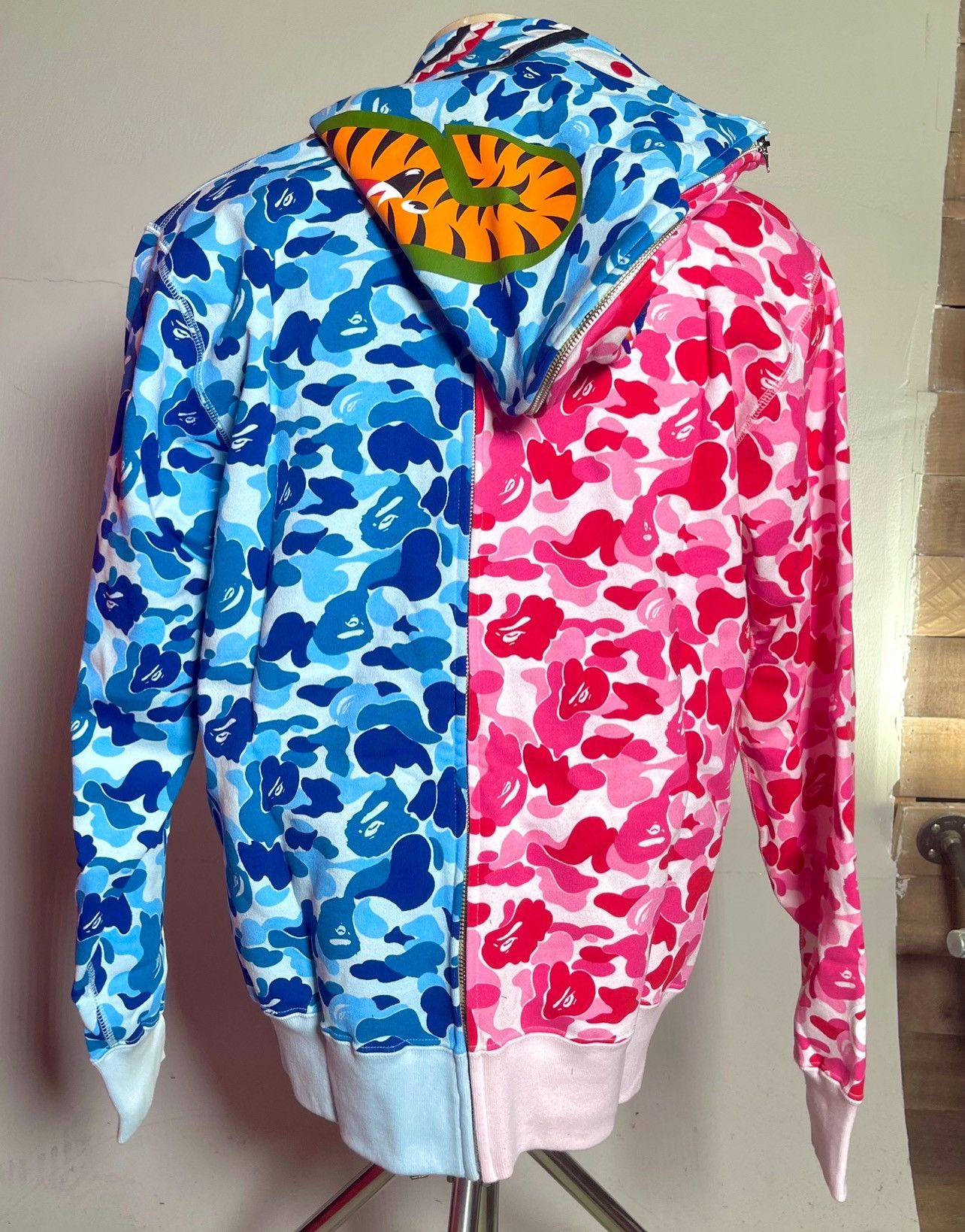 Bape BAPE ABC Camo Separate Shark Full Zip Hoodie 'Pink' Size US XL / EU 56 / 4 - 8 Thumbnail