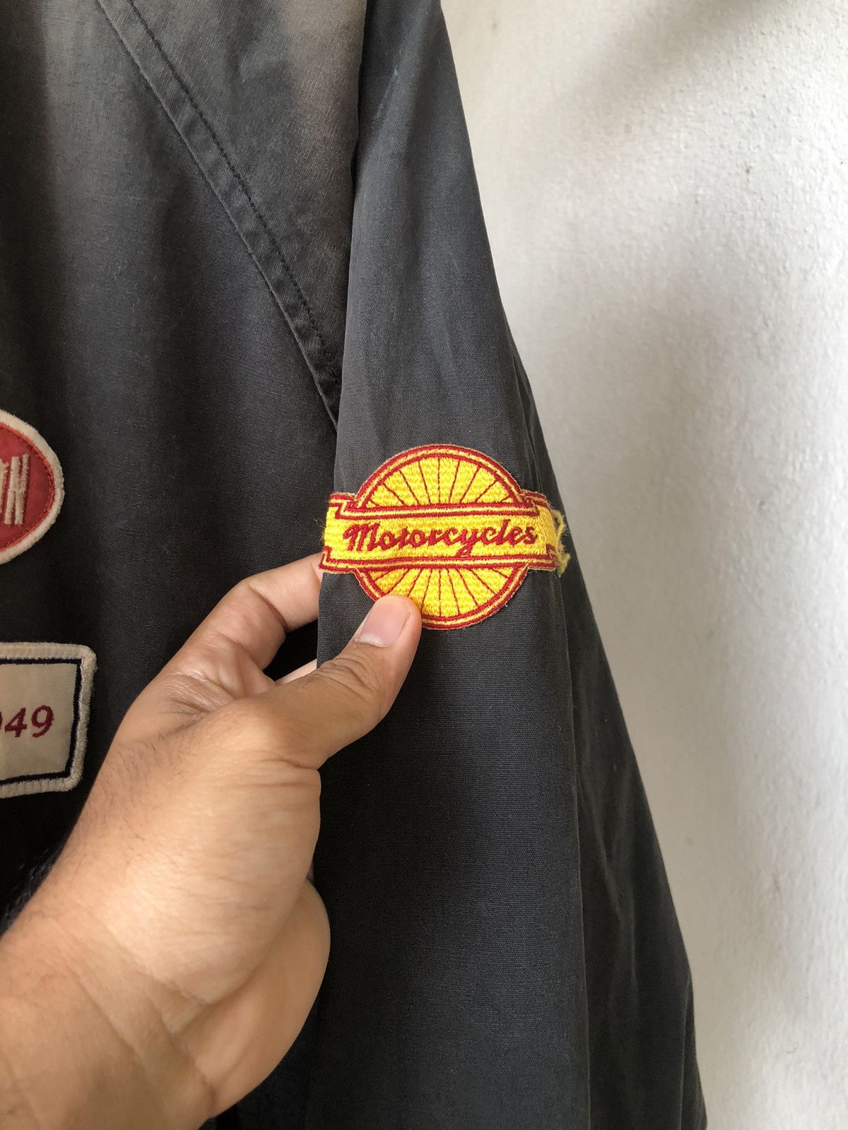 Von Dutch Vintage Von Dutch Big Logo Faded Colour Bomber Jacket Size US L / EU 52-54 / 3 - 7 Thumbnail