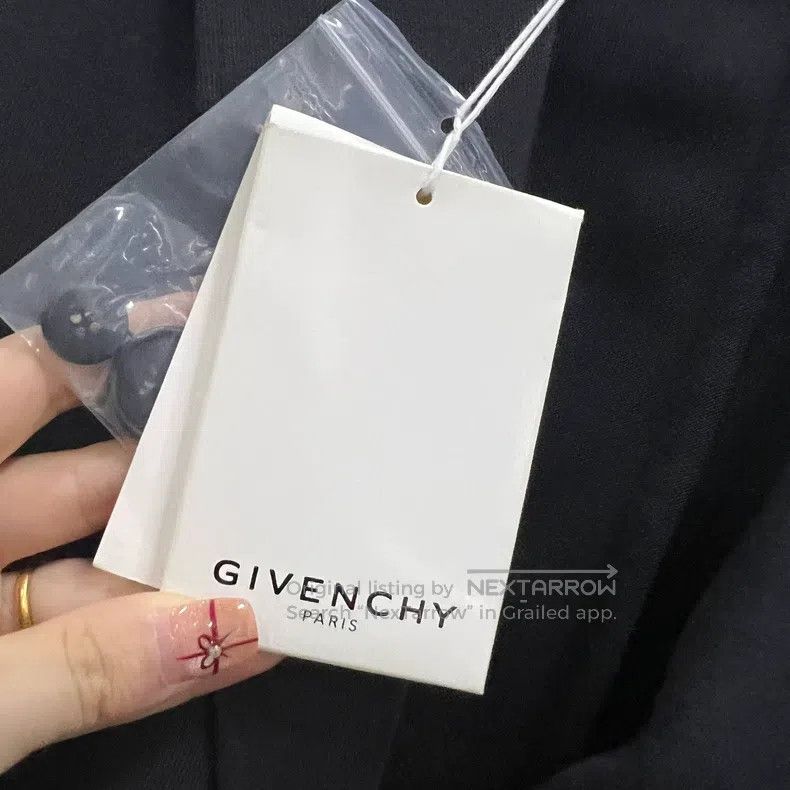 Givenchy Givenchy Size44 Black suit Size US M / EU 48-50 / 2 - 3 Thumbnail