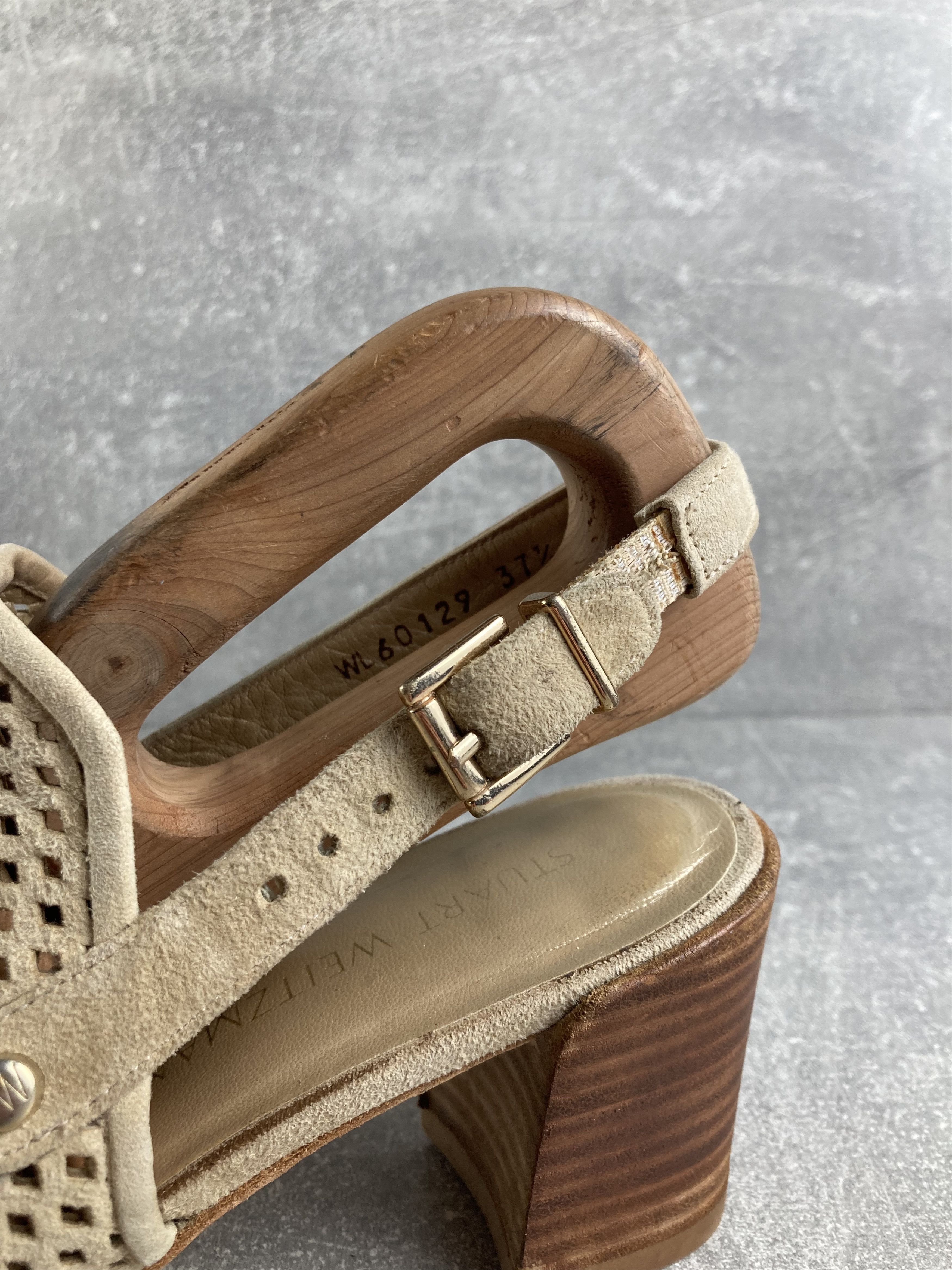 Stuart Weitzman stuart Weitzman popular beach suede/lesther heel sandals Size US 7.5 / IT 37.5 - 6 Thumbnail