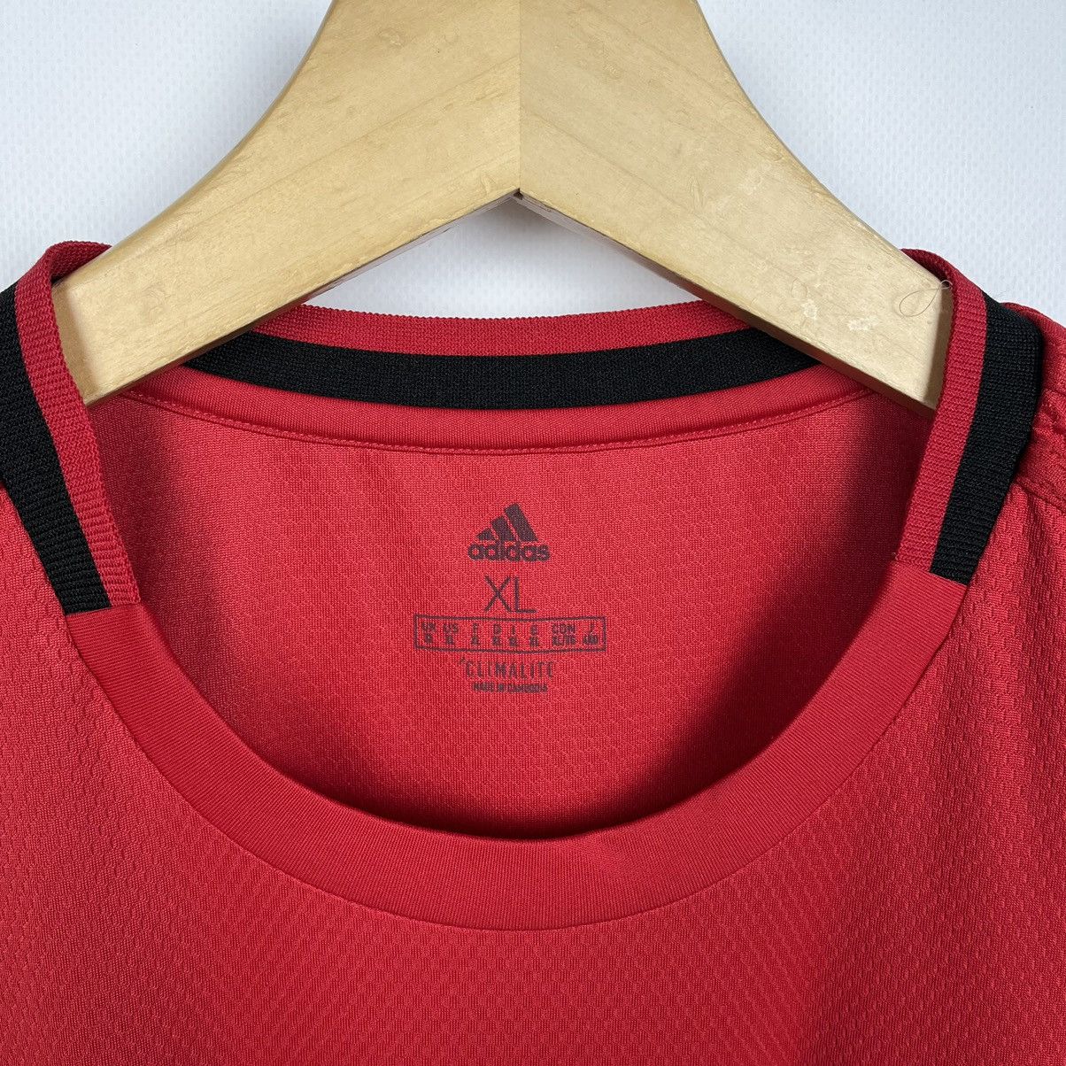 Adidas Adidas Manchester United soccer jersey T shirt 19/20 Size US XL / EU 56 / 4 - 8 Thumbnail