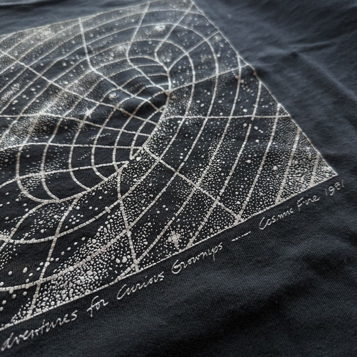 Vintage 1981 Vintage NOVA PBS Black Hole Space Tee Size US XL / EU 56 / 4 - 5 Thumbnail