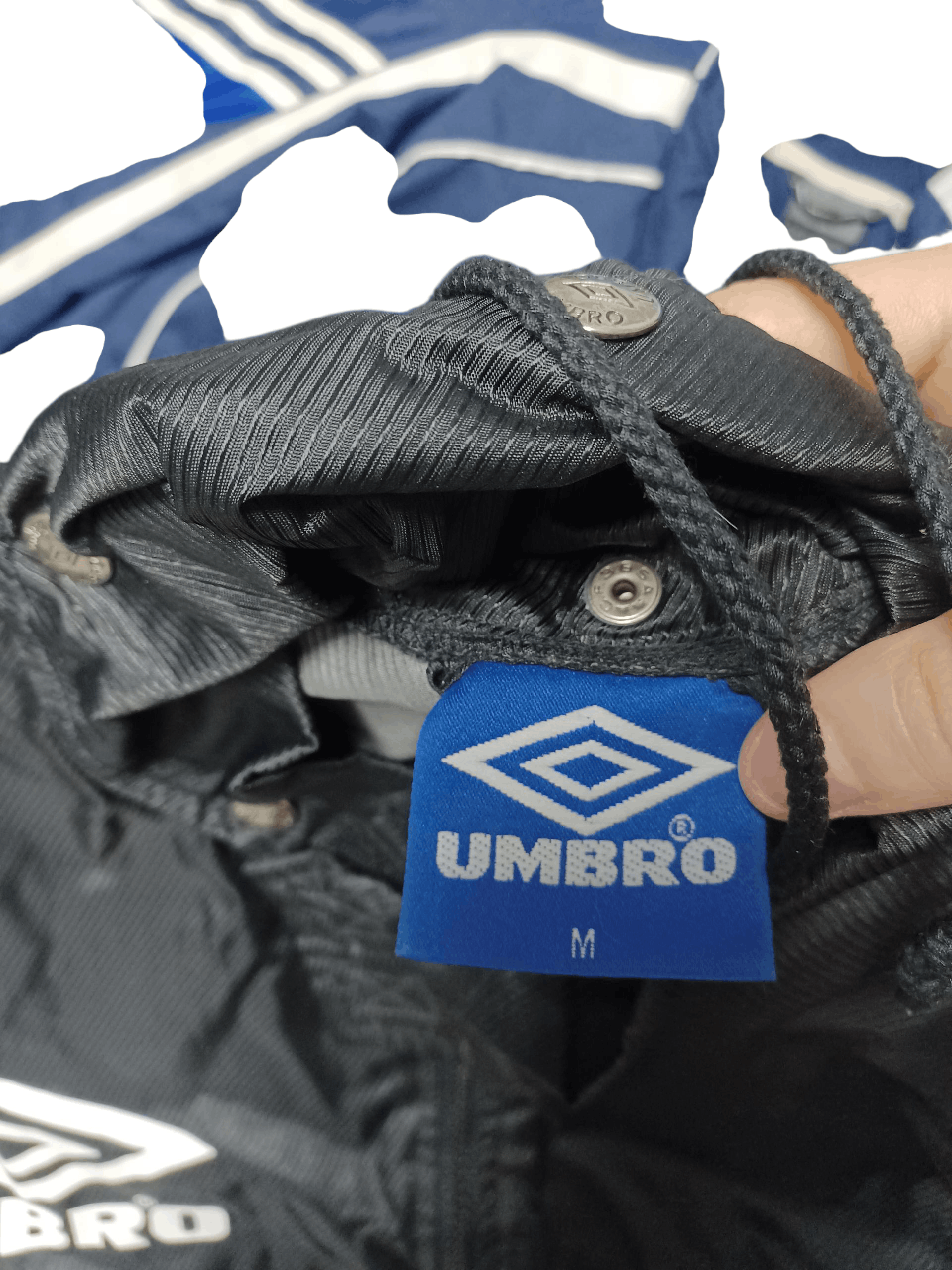 Umbro UMBRO VINTAGE 90S BIG LOGO NYLON JACKET Size US M / EU 48-50 / 2 - 3 Thumbnail