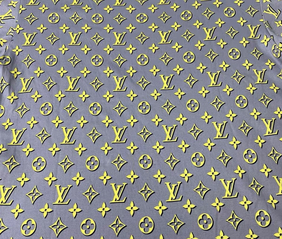 Louis Vuitton Louis Vuitton all-over print short sleeve T-shirt Size US XL / EU 56 / 4 - 3 Thumbnail