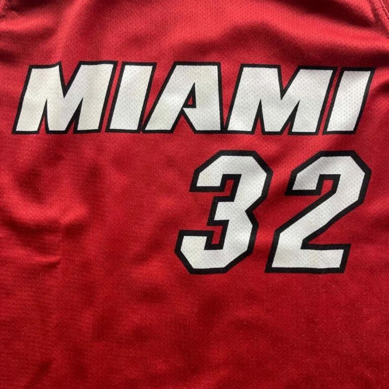 Champion Miami Heat Shaquille O’Neal Champion EU NBA jersey size S Size US S / EU 44-46 / 1 - 3 Thumbnail