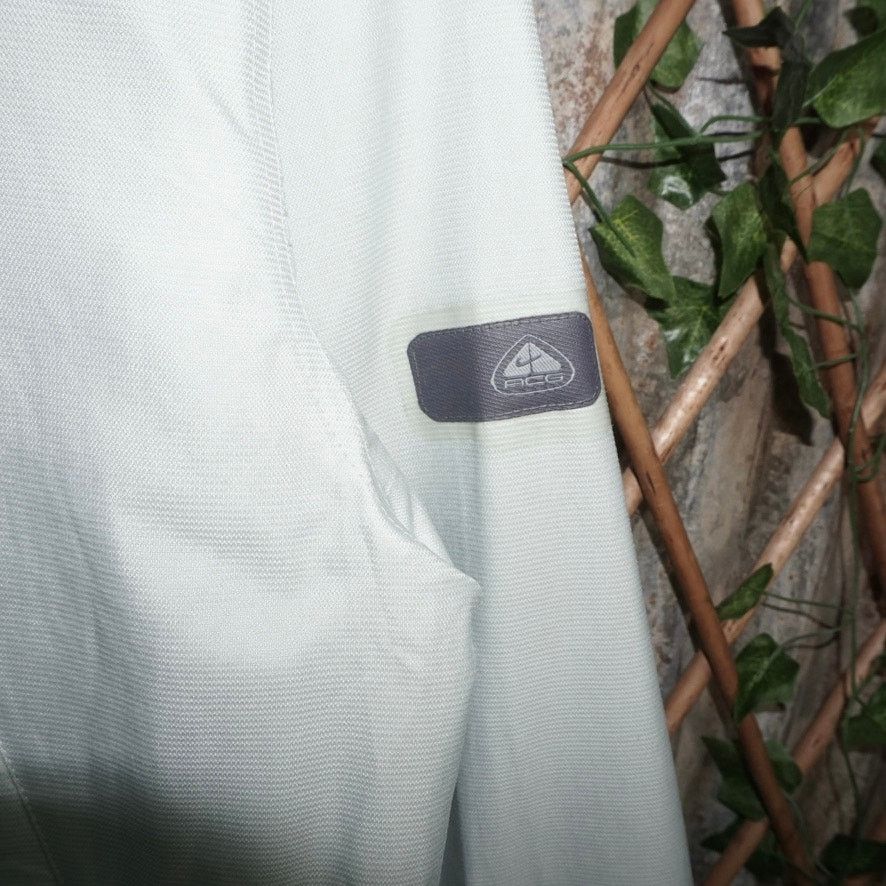 Nike ACG Large -Vintage Y2K Nike ACG outdoors 90s windbreaker jacket Size US L / EU 52-54 / 3 - 5 Thumbnail