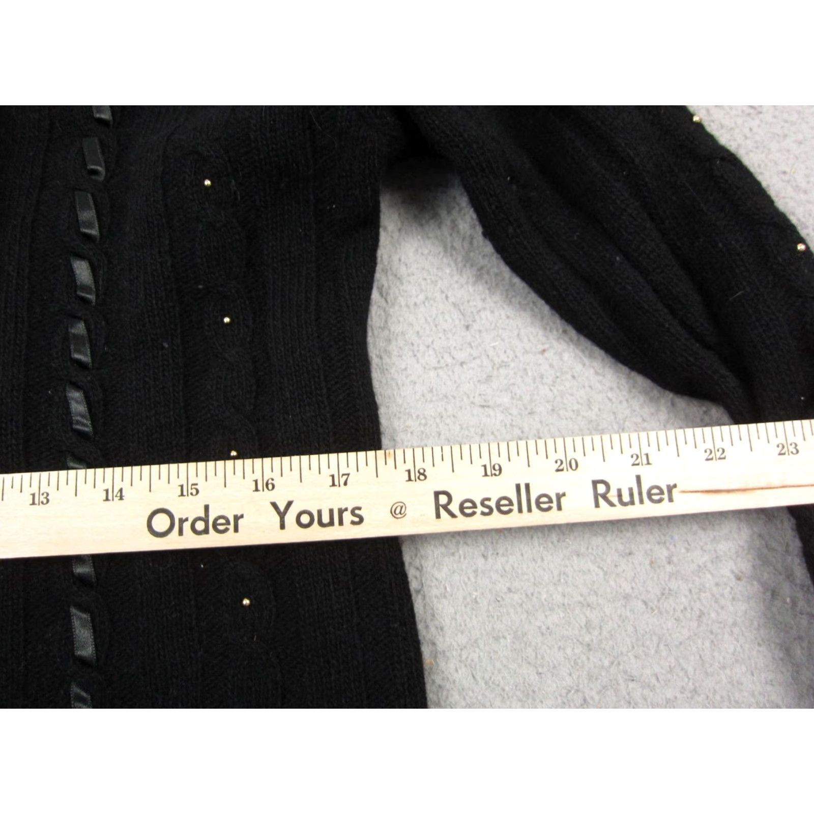 Liz Claiborne Liz Claiborne Sweater Womens Medium Black Angora Wool Beaded Cable-Knit Crew Neck Pullover 90s Classic Knit Casual Business Women Size M / US 6-8 / IT 42-44 - 7 Thumbnail