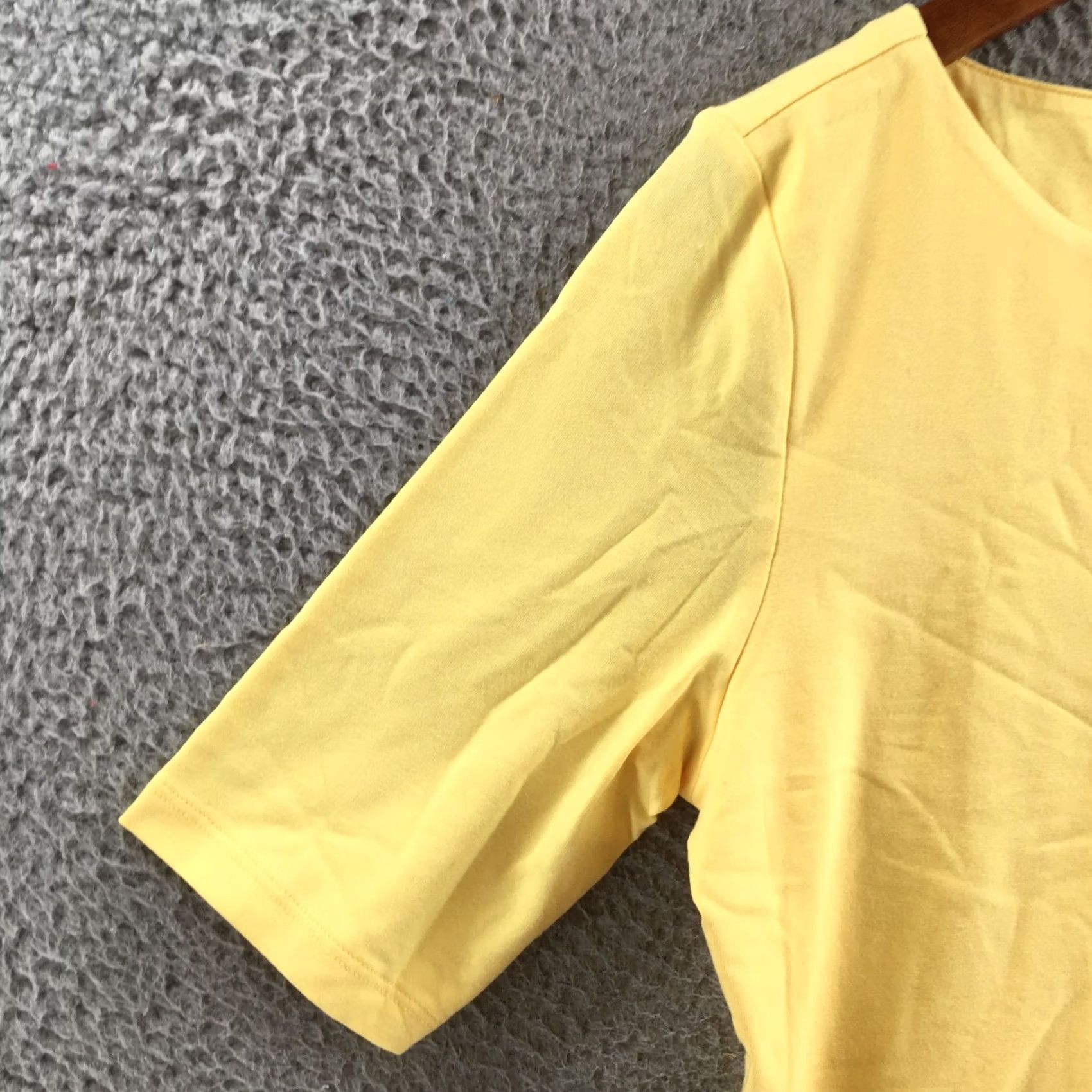 Banana Republic Banana Republic Shirt Womens M Soft Stretch Scoop Neck Yellow Short Sleeve Top Size M / US 6-8 / IT 42-44 - 4 Thumbnail