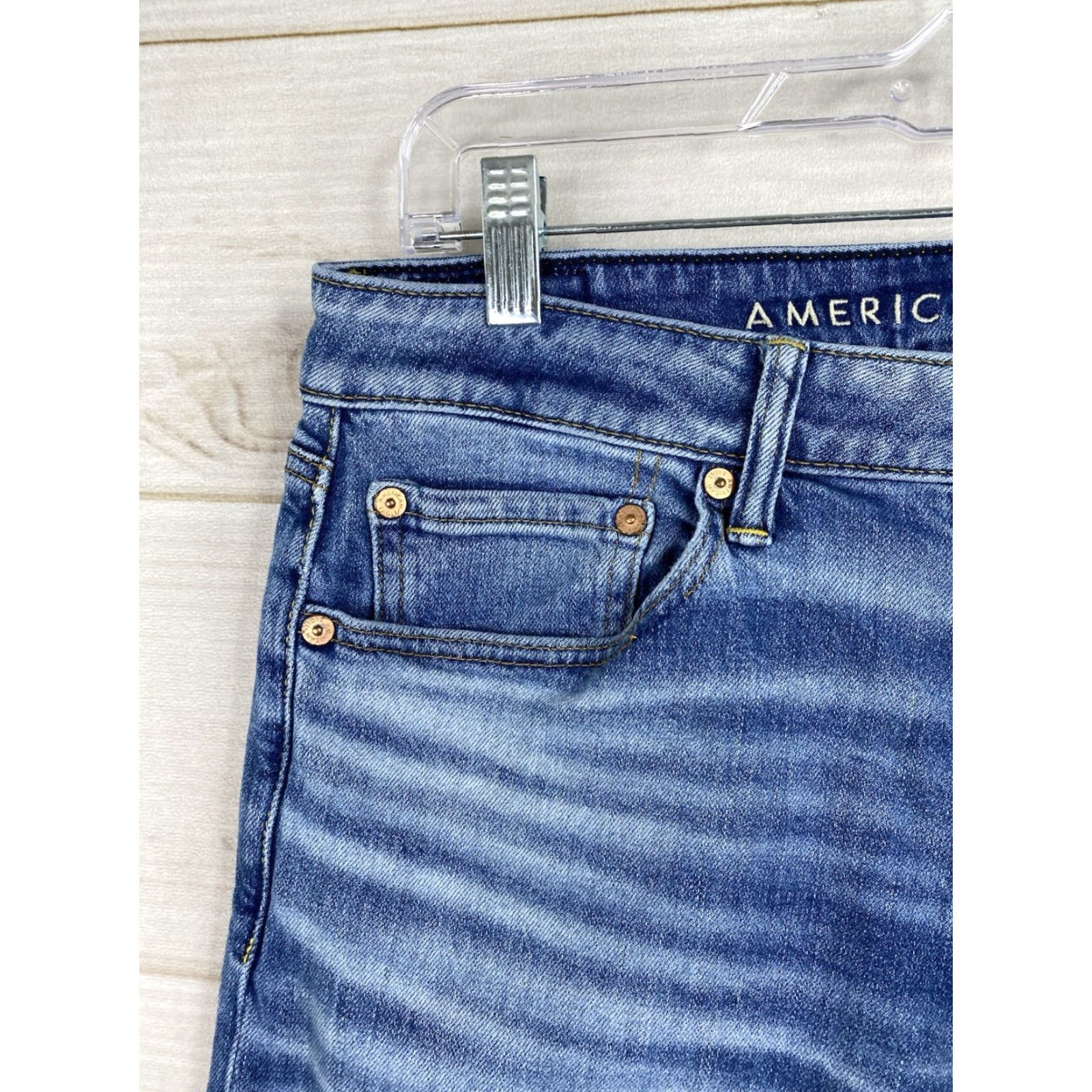 American Eagle Outfitters VINTAGE American Eagle Athletic Fit Jeans Mens 31x32 Stretch Denim Whiskering Distressed Size US 28 / EU 44 - 2 Thumbnail