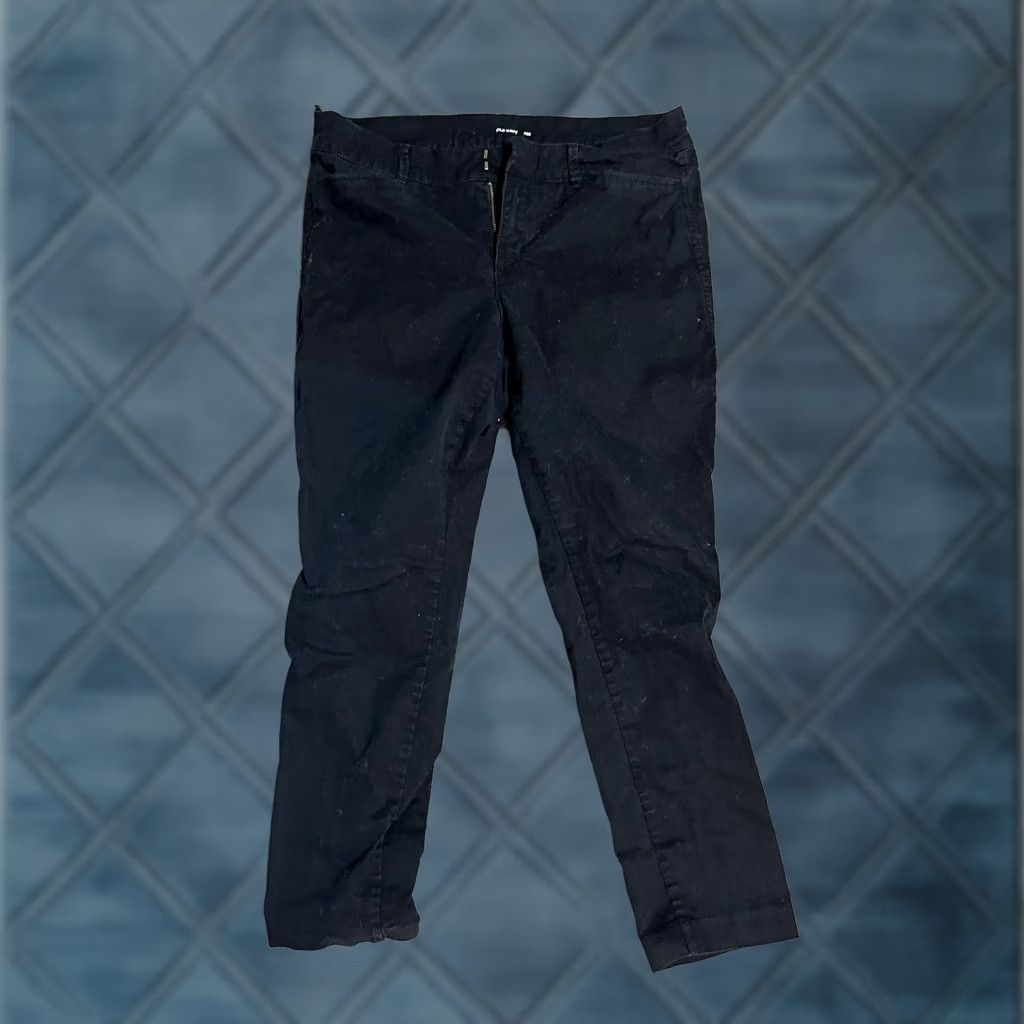 Old Navy Old Navy Black Pixie Skinny Ankle Pants Women Size 10 Pockets Slim 22in Inseam Crop Flat Front Cotton Blend Regular Pocketed Women's Pants Size 32" / US 10 / IT 46 - 1 Thumbnail