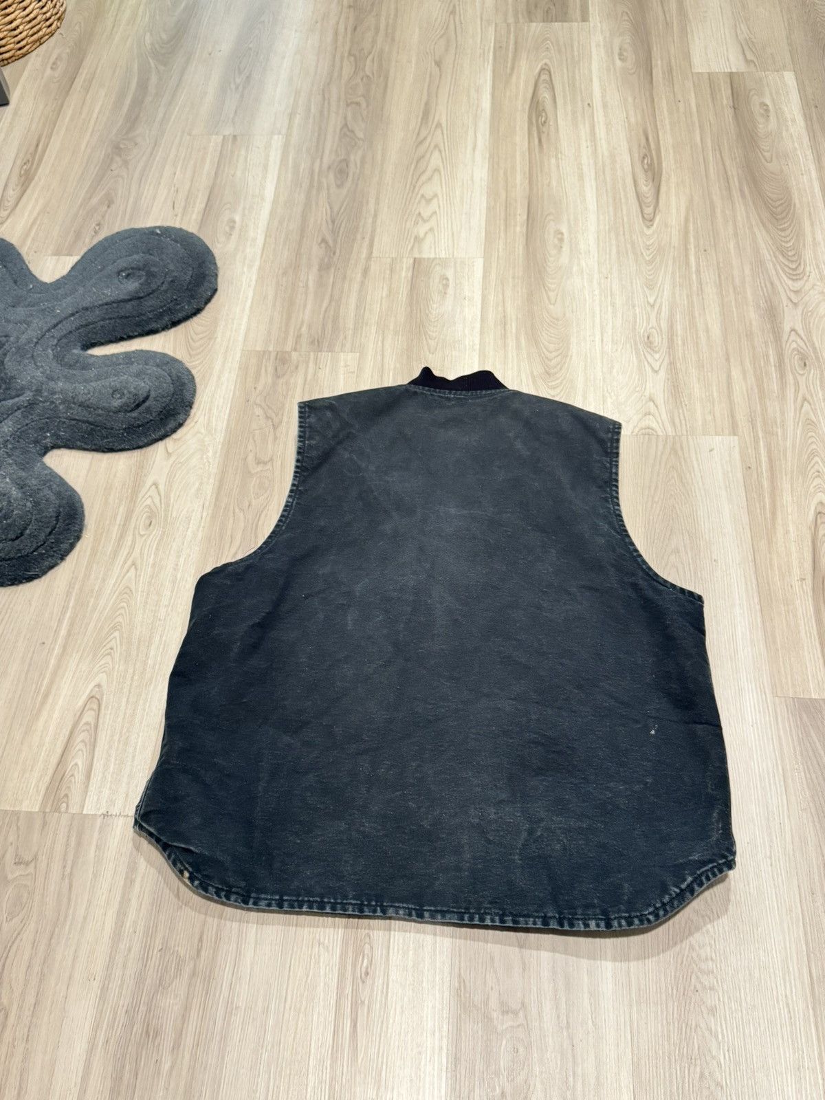 Carhartt Vintage Carhartt Distressed Detroit Vest Quilted Thrashed XL Size US XL / EU 56 / 4 - 6 Thumbnail