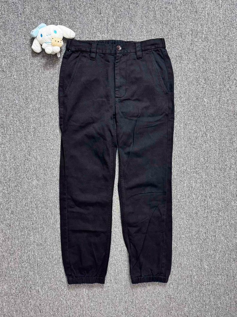 Gucci Gucci Black Cargo Pants with Logo Tag Size US 31 - 1 Thumbnail