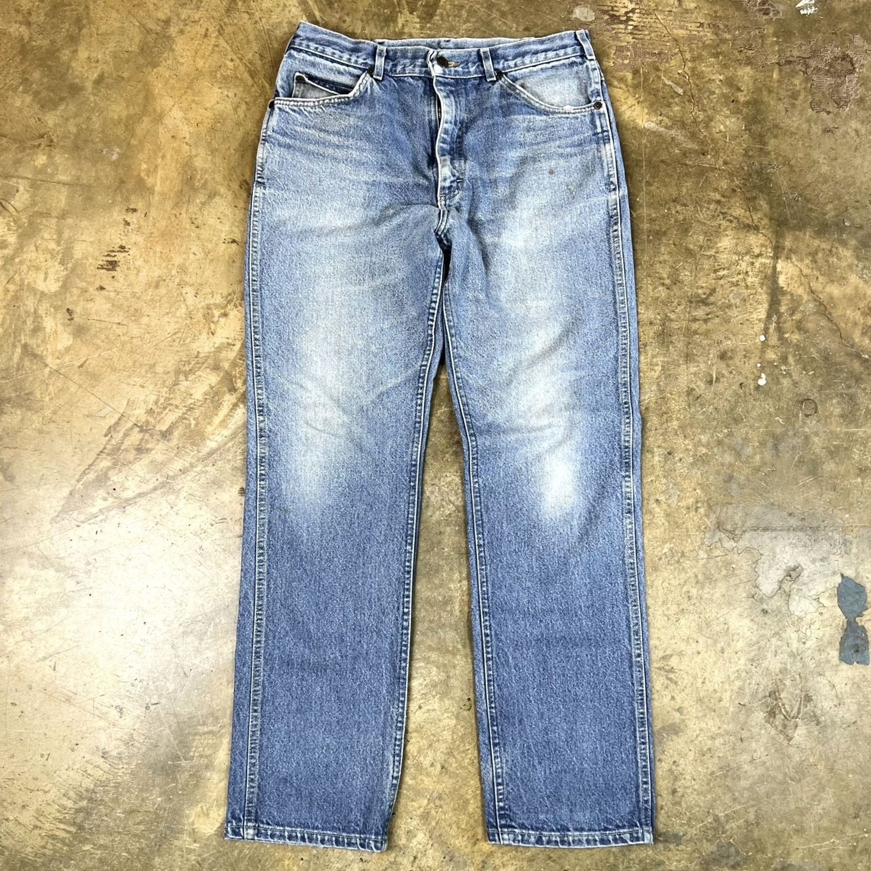Lee VINTAGE Lee Jeans Womens 90s High Waist Straight Blue Denim 31x30 Meas 31x30 Sex? (remove) Size 24" / US 00 / IT 34 - 2 Thumbnail