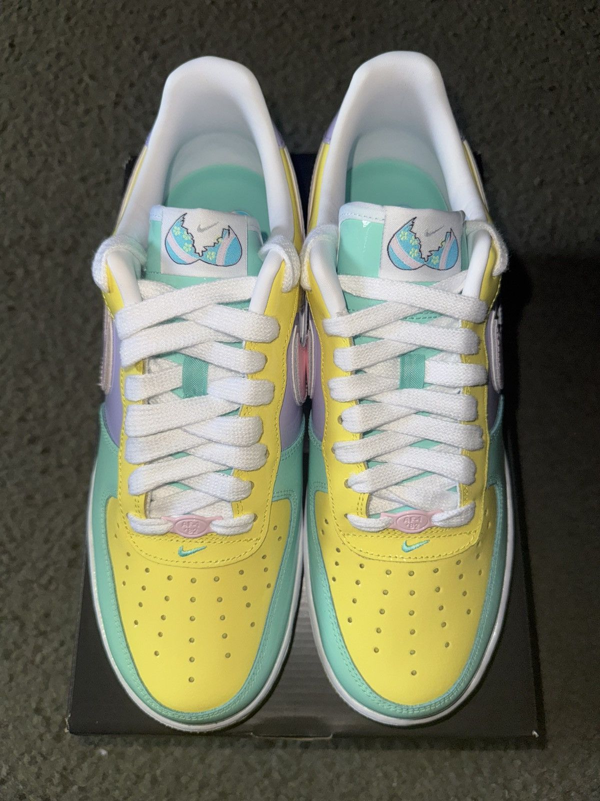 Nike (New) Nike Air Force 1 ‘07 “Easter” 2026 (9.5 Men’s) Size US 9.5 / EU 42-43 - 2 Thumbnail