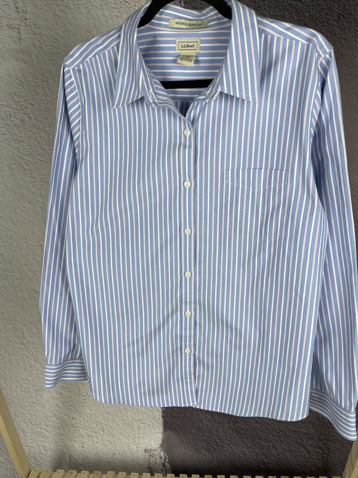 L.L. Bean L.L Bean wrinkle resistant striped long sleeve shirt Size US L / EU 52-54 / 3 - 7 Thumbnail