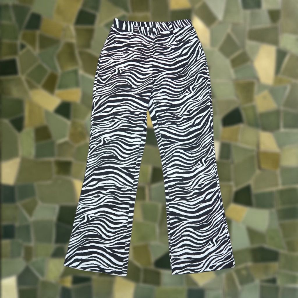 Vintage VINTAGE 90s Spring Street Zebra Stripe Flare Pants | Black White | Size 7 | Women | Cotton Spandex Rise High Flared Casual Pants Size 26" / US 2 / IT 38 - 1 Thumbnail