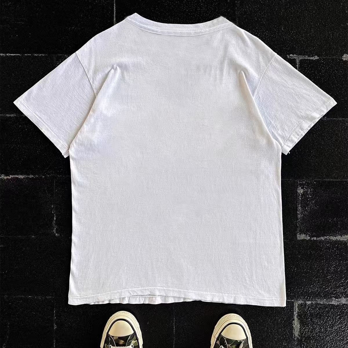 Vintage White retro cross print t-shirt Size US M / EU 48-50 / 2 - 2 Thumbnail