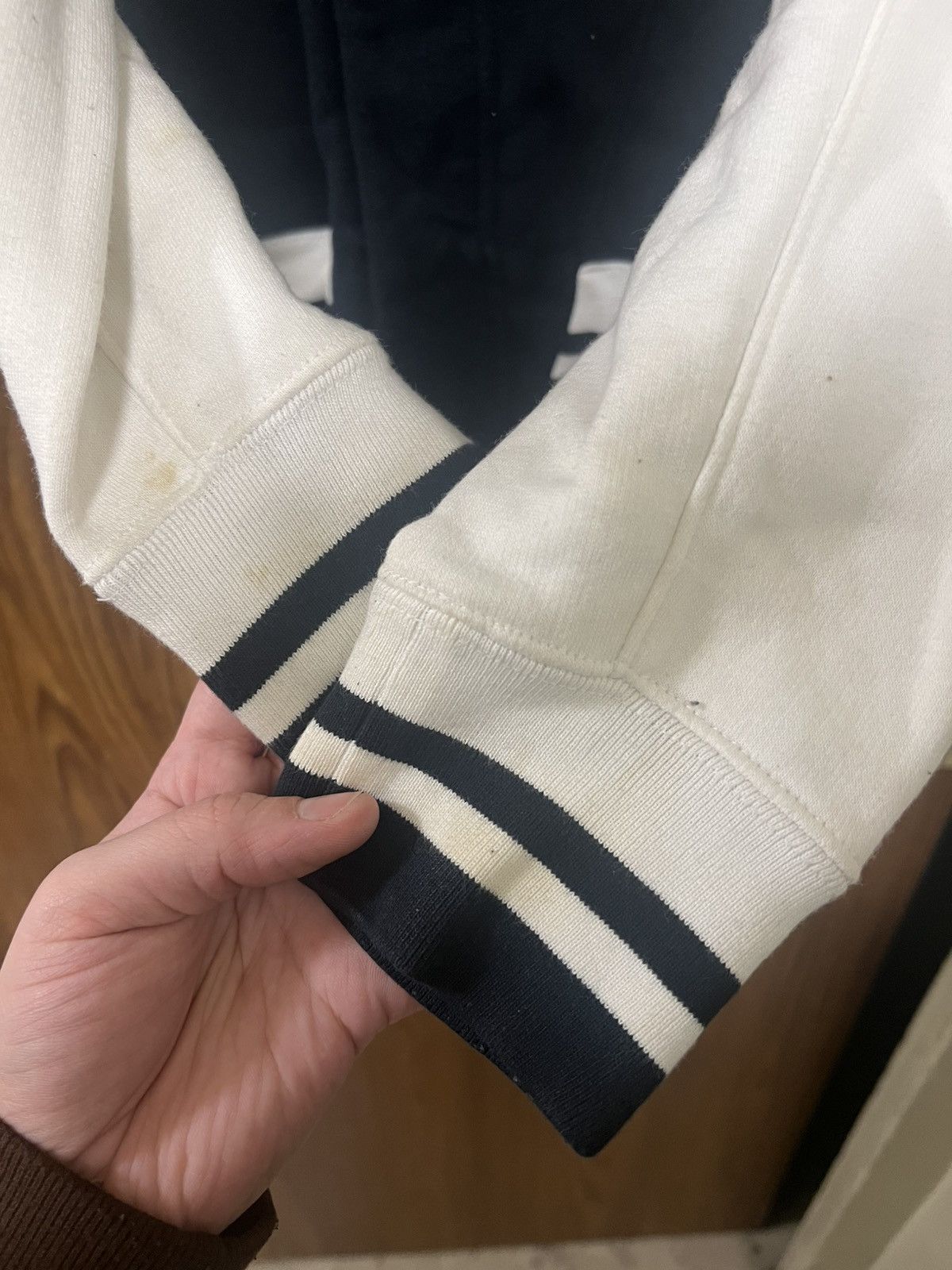 Jordan Brand SIZE M Jordan Varsity Jacket Size US M / EU 48-50 / 2 - 9 Thumbnail