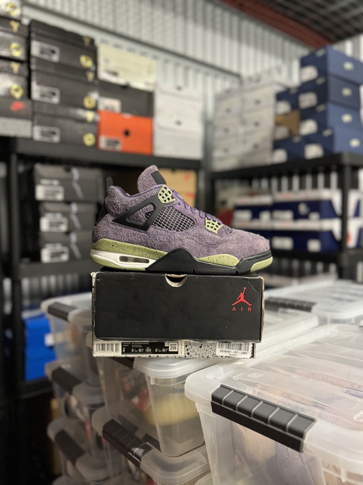 Jordan Brand Jordan 4 Retro WMNS Canyon Purple Size 10W Size US 10 / IT 40 - 1 Thumbnail