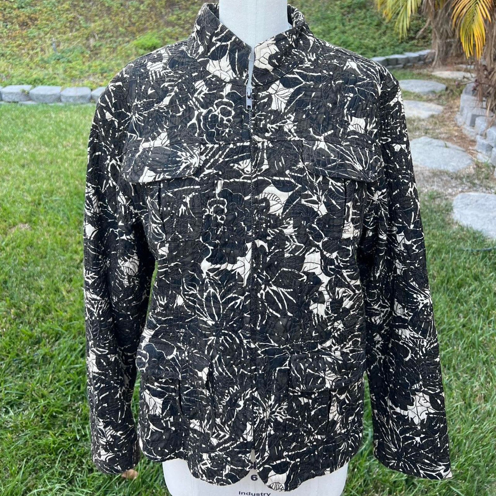 Chicos Chico's Black/White Floral Jacket Size XL / US 12-14 / IT 48-50 - 1 Thumbnail