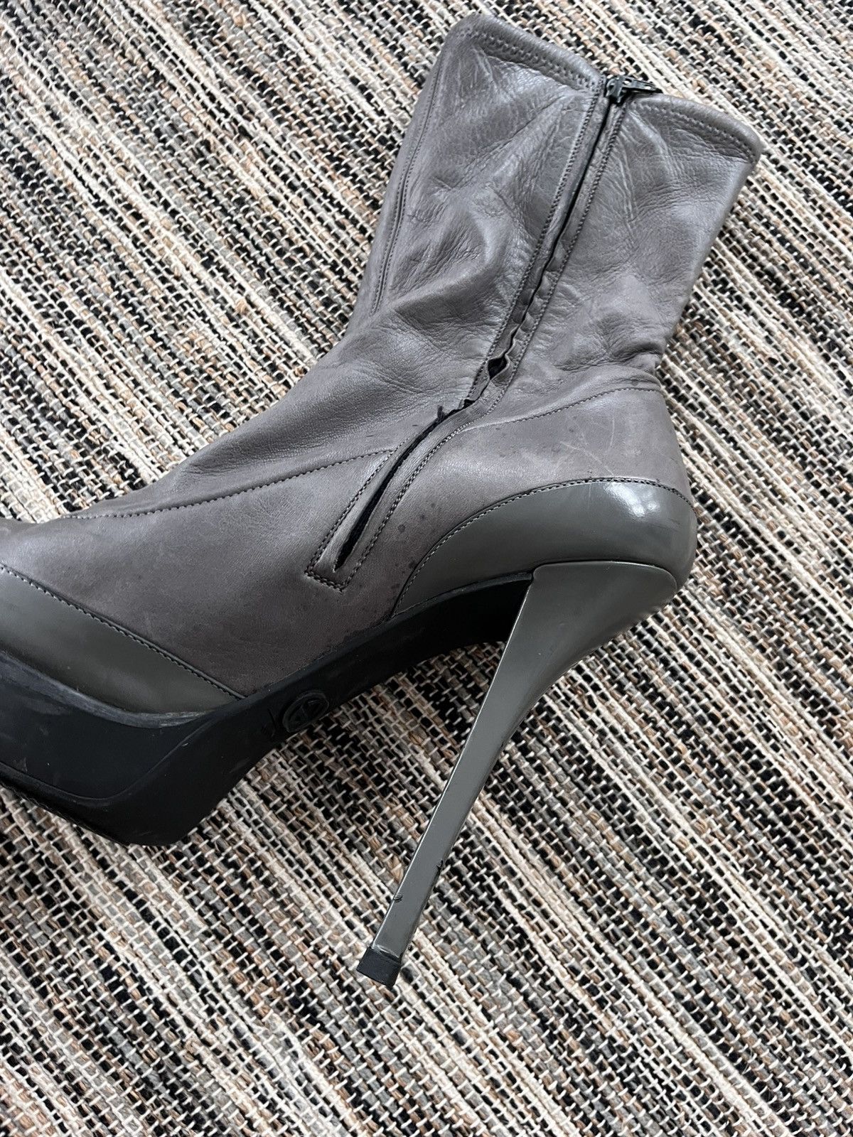 Gucci Rare Gucci Wimbledon Grey Leather Platform Ankle Heels Boots Size US 8.5 / IT 38.5 - 10 Thumbnail