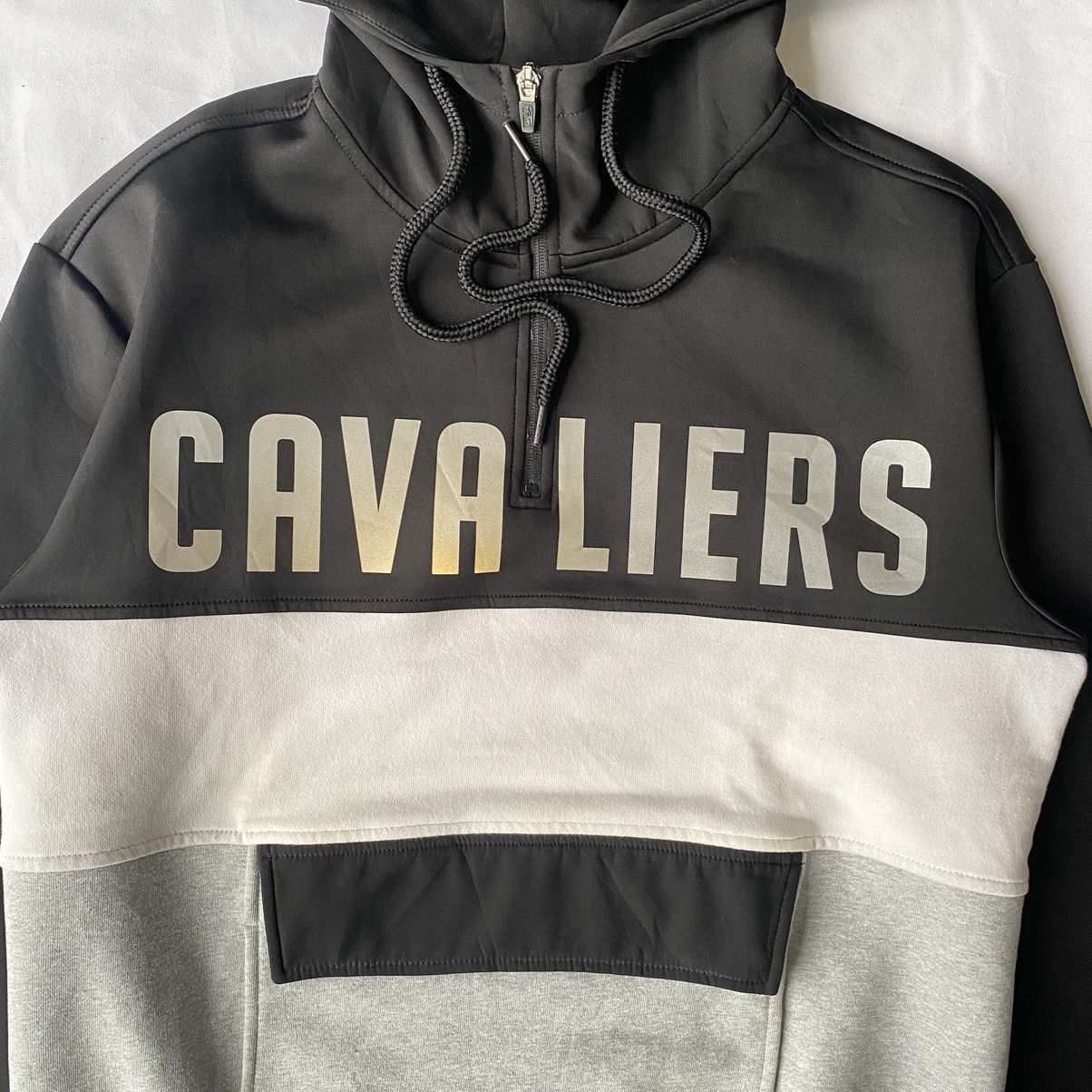 NBA NBA Basketball Cleveland Cavaliers Color-block Hoodie Size US M / EU 48-50 / 2 - 3 Thumbnail