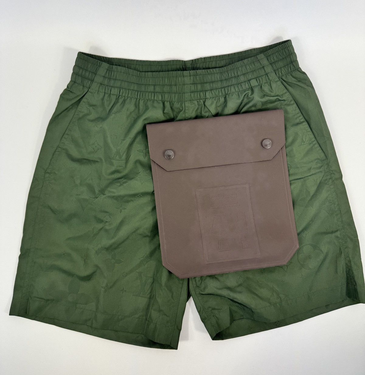 Louis Vuitton MONOGRAM PRINT SWIMSHORTS Size US 29 - 3 Thumbnail