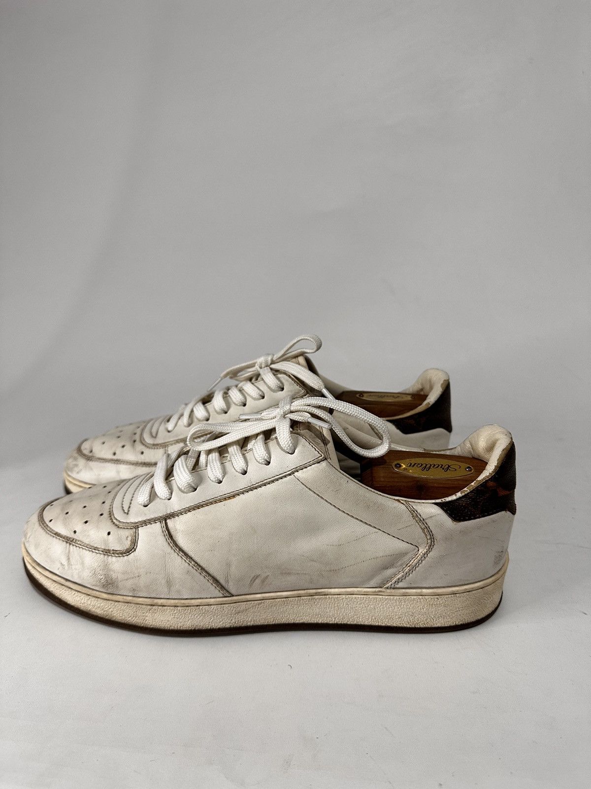 Louis Vuitton Louis Vuitton Rivoli Monogram Low Top Sneakers. Size US 8 / EU 41 - 2 Thumbnail