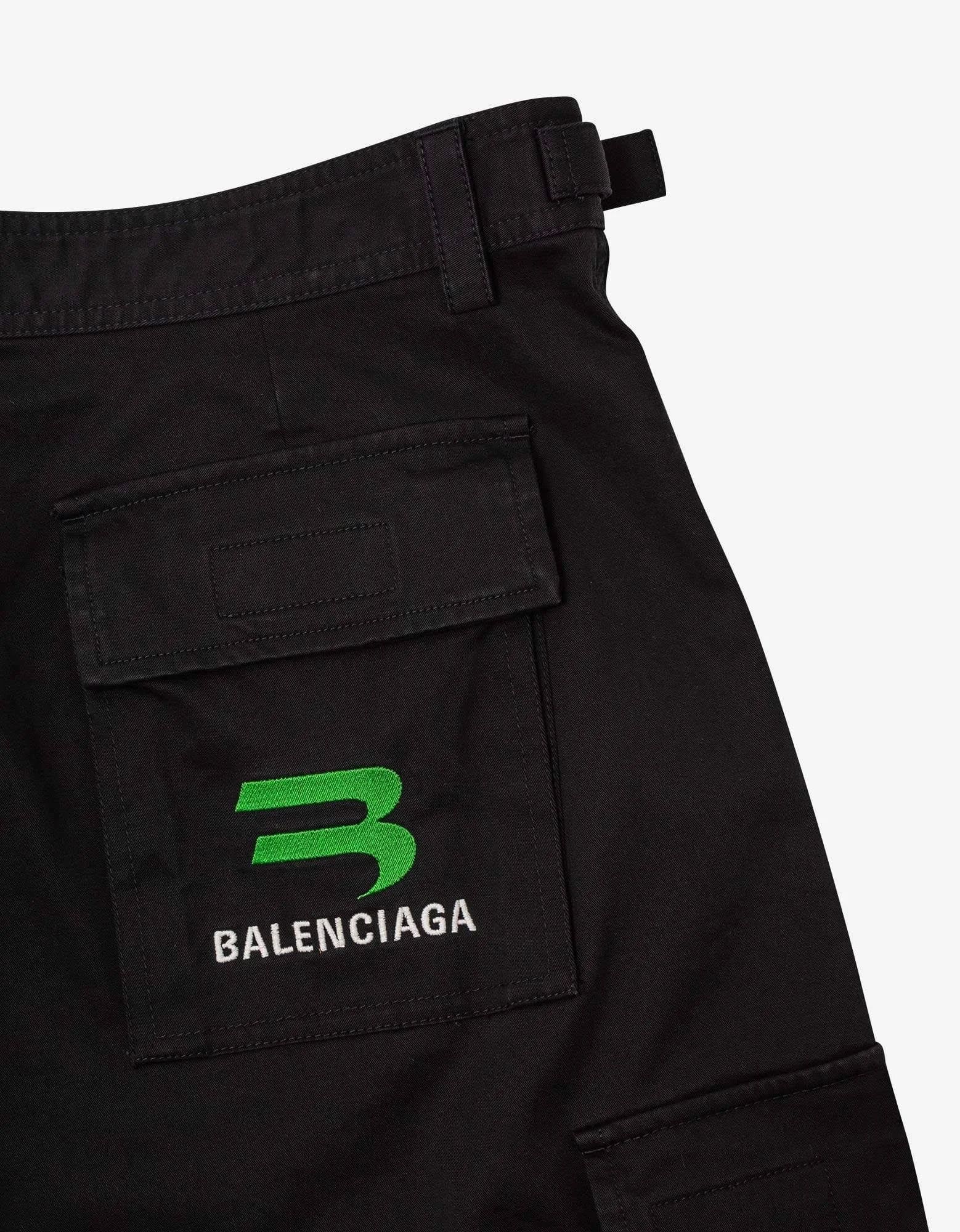 Balenciaga o1in1g1024 Gamer Shorts in Black Size US 30 / EU 46 - 5 Thumbnail