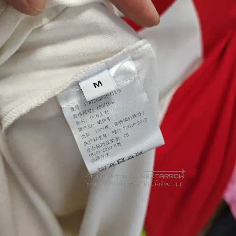 Givenchy Givenchy Women's Long Sleeve Red and White Sweatshirt . Size M / US 6-8 / IT 42-44 - 5 Thumbnail