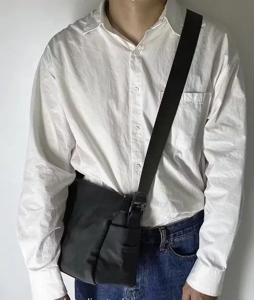 Japanese Brand Fashion faux leather crossbody messenger bag Size ONE SIZE - 2 Thumbnail