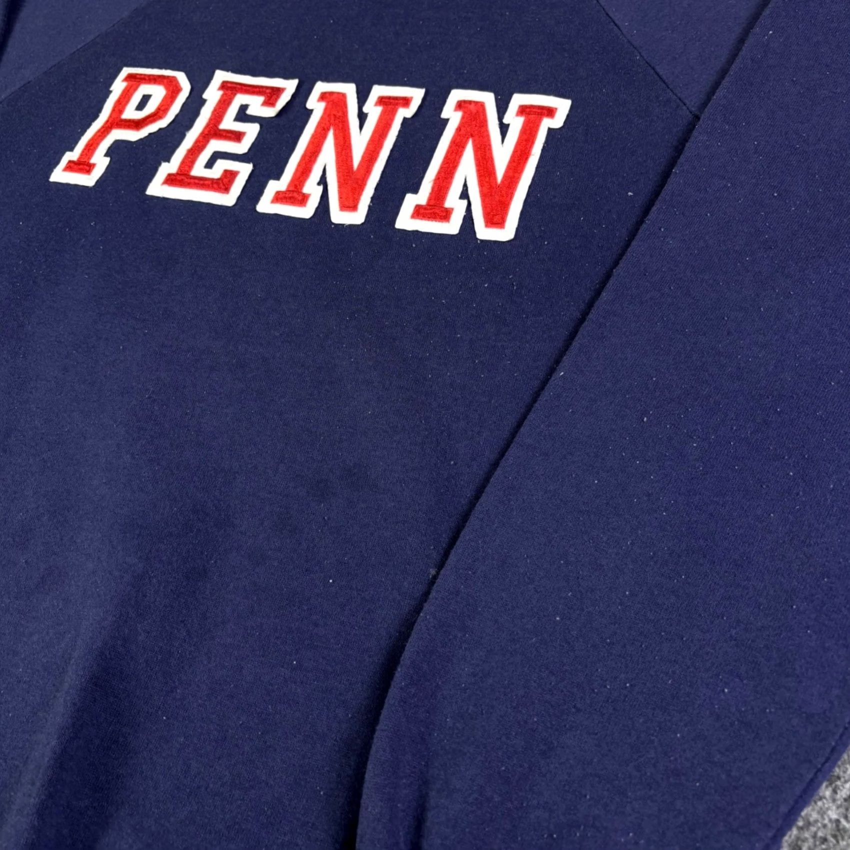 Jerzees VINTAGE Jerzees Penn University Sweatshirt Mens 2XL Navy Blue Raglan USA Crew Neck Fleece Logo Pullover/All Seasons Size US XXL / EU 58 / 5 - 6 Thumbnail