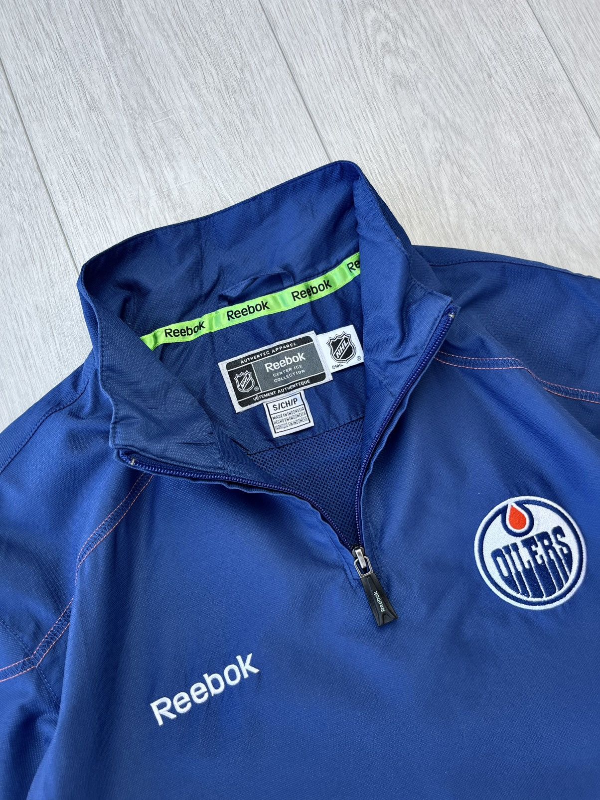 Reebok Vintage Reebok Edmonton Oilers Track Jacket NHL USA Y2K 90s Size US S / EU 44-46 / 1 - 10 Thumbnail