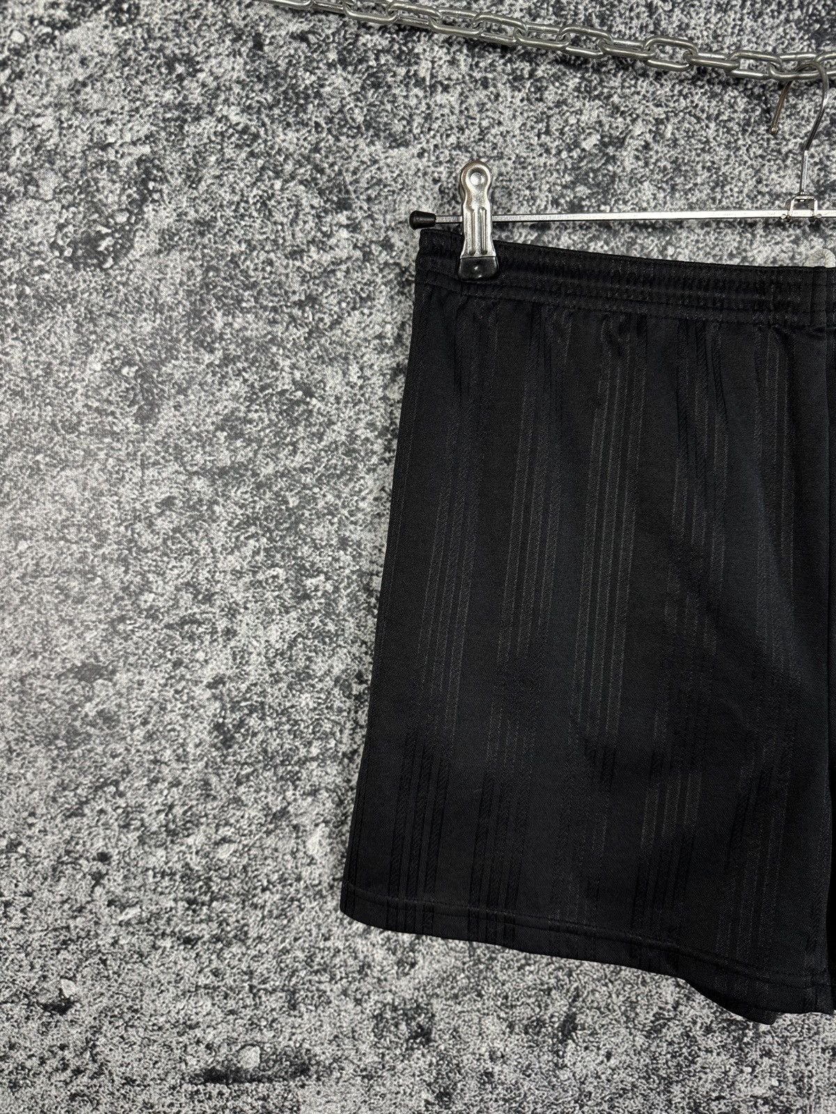 Adidas Adidas Vintage 90s Soccer Shorts Sportswear Retro Size M Size US 34 / EU 50 - 3 Thumbnail