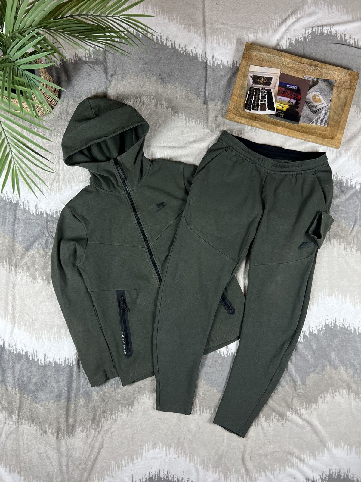 Army nike tracksuit online