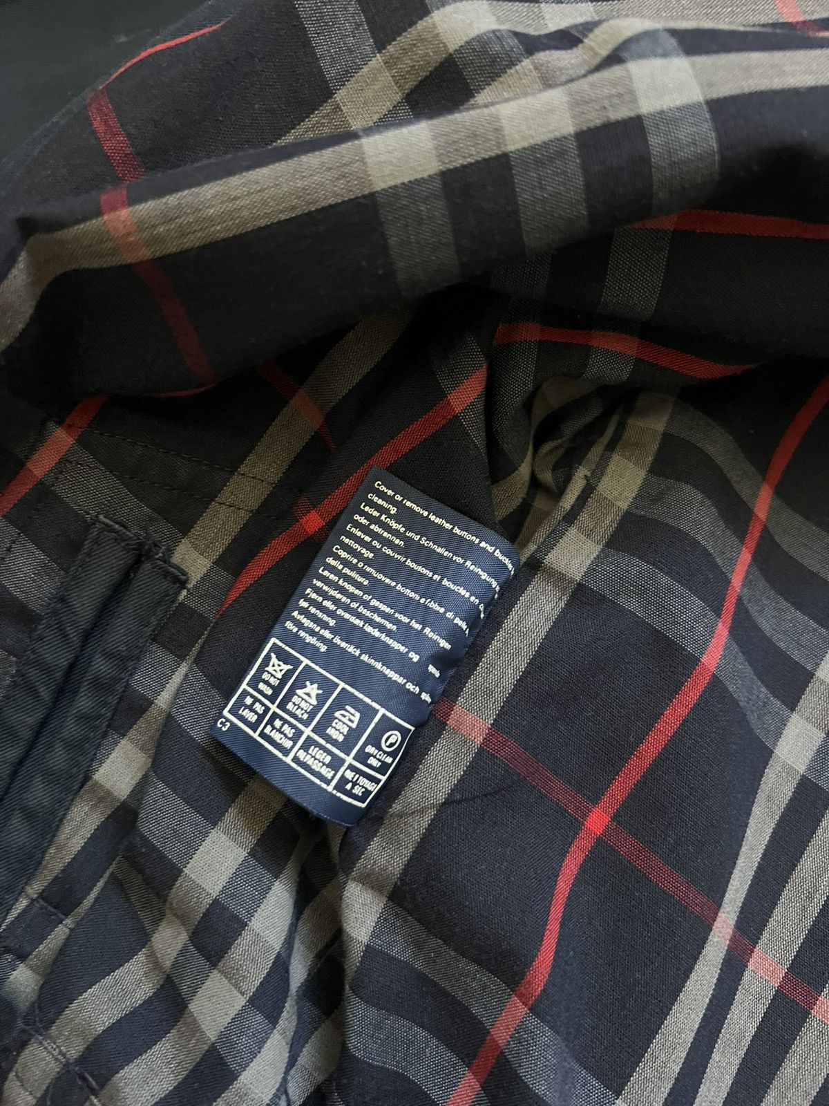 Burberry Very Rare Mans Trench Coat Barberry Size XL Hype Vintage Size US XL / EU 56 / 4 - 17 Thumbnail