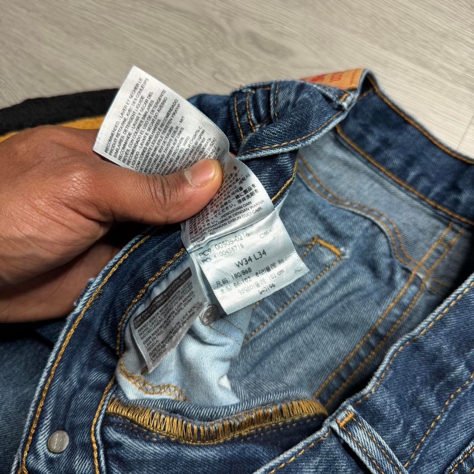 Levi's Levi’s Strauss 505 Regular Straight Stonewashed Denim Jeans Size US 34 / EU 50 - 3 Thumbnail