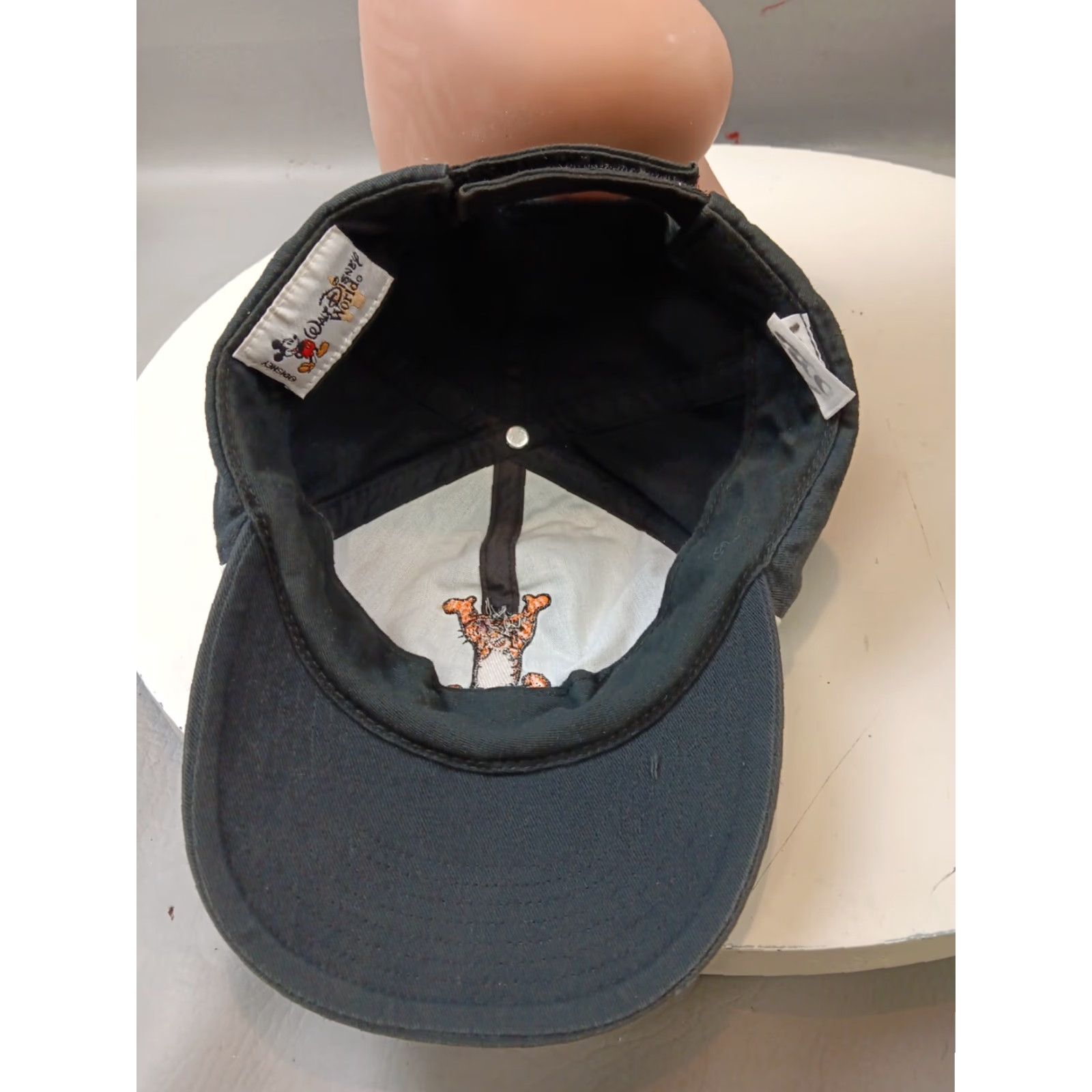 Disney VINTAGE Walt Disney World Hat Cap Adult Green Black Snapback Winnie The Pooh Tiger OSFA Baseball Cap Mens Womens Unisex Contemporary Casual Size ONE SIZE - 7 Thumbnail