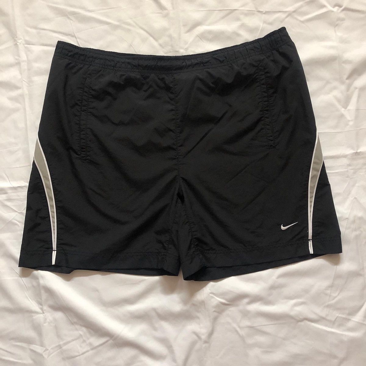 Nike Vintage Nike Swoosh track light Shorts Drill Y2K Size US 34 / EU 50 - 1 Thumbnail