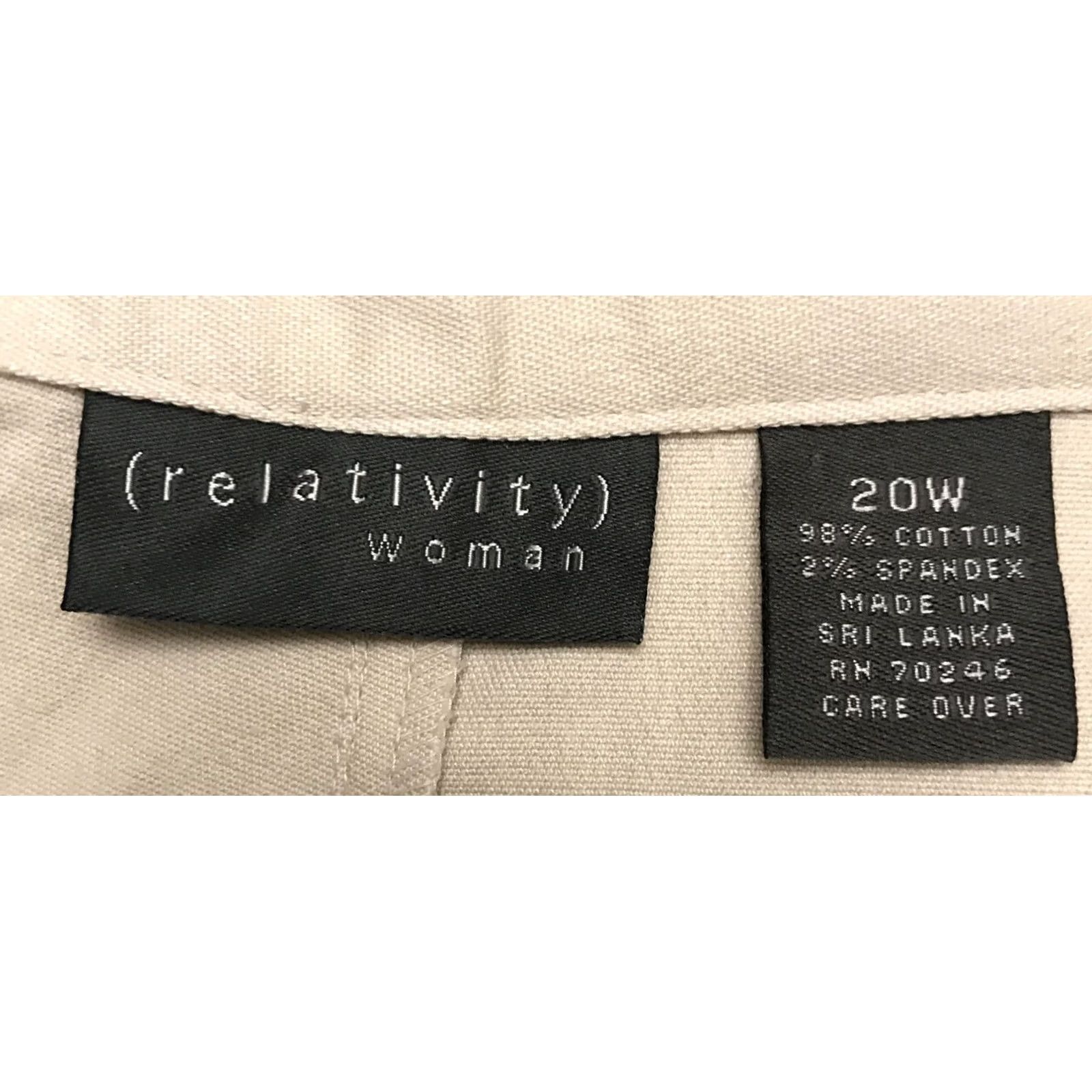 Vintage Relativity Chino Shorts Stretch Pockets Cement Size 20W Women's High Rise 16" Inseam NWT Modern Casual, Plus Size Size 42" / US 20 - 4 Thumbnail