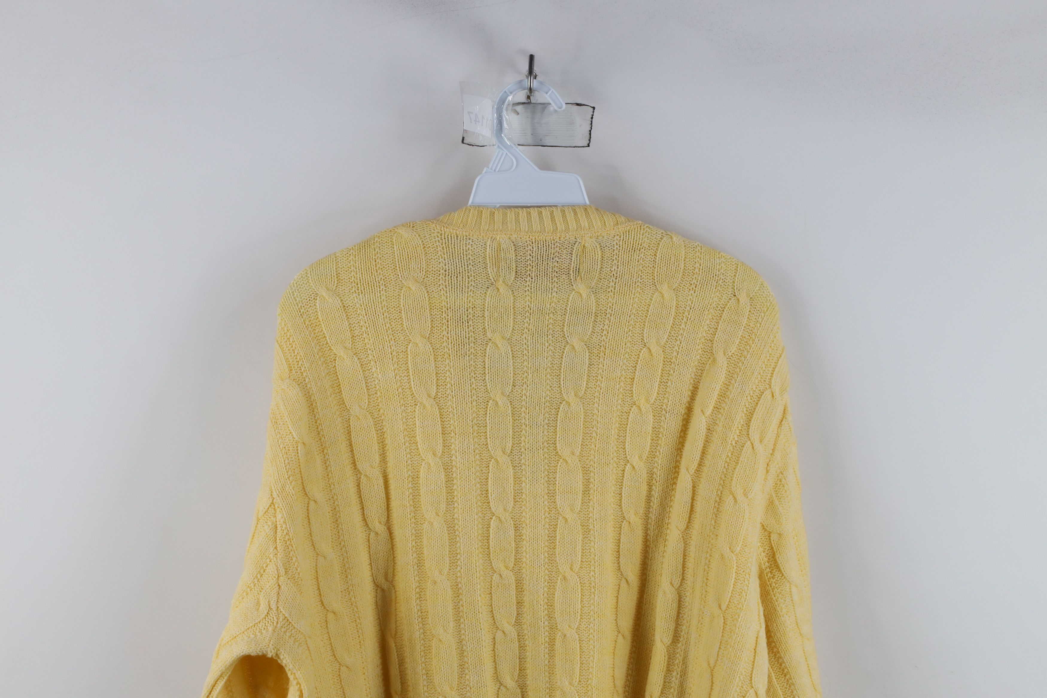 Vintage Vintage 70s Streetwear Cable Knit V-Neck Sweater Yellow USA Size US L / EU 52-54 / 3 - 9 Thumbnail