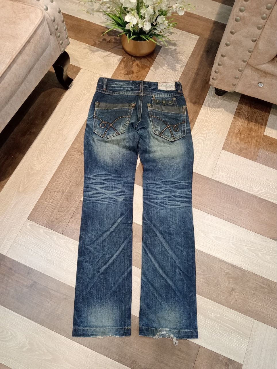 Japanese Brand LOLITA JEANS BLUE WASHED DENIM COTTON LEATHER POCKET PANTS Size US 28 / EU 44 - 11 Thumbnail