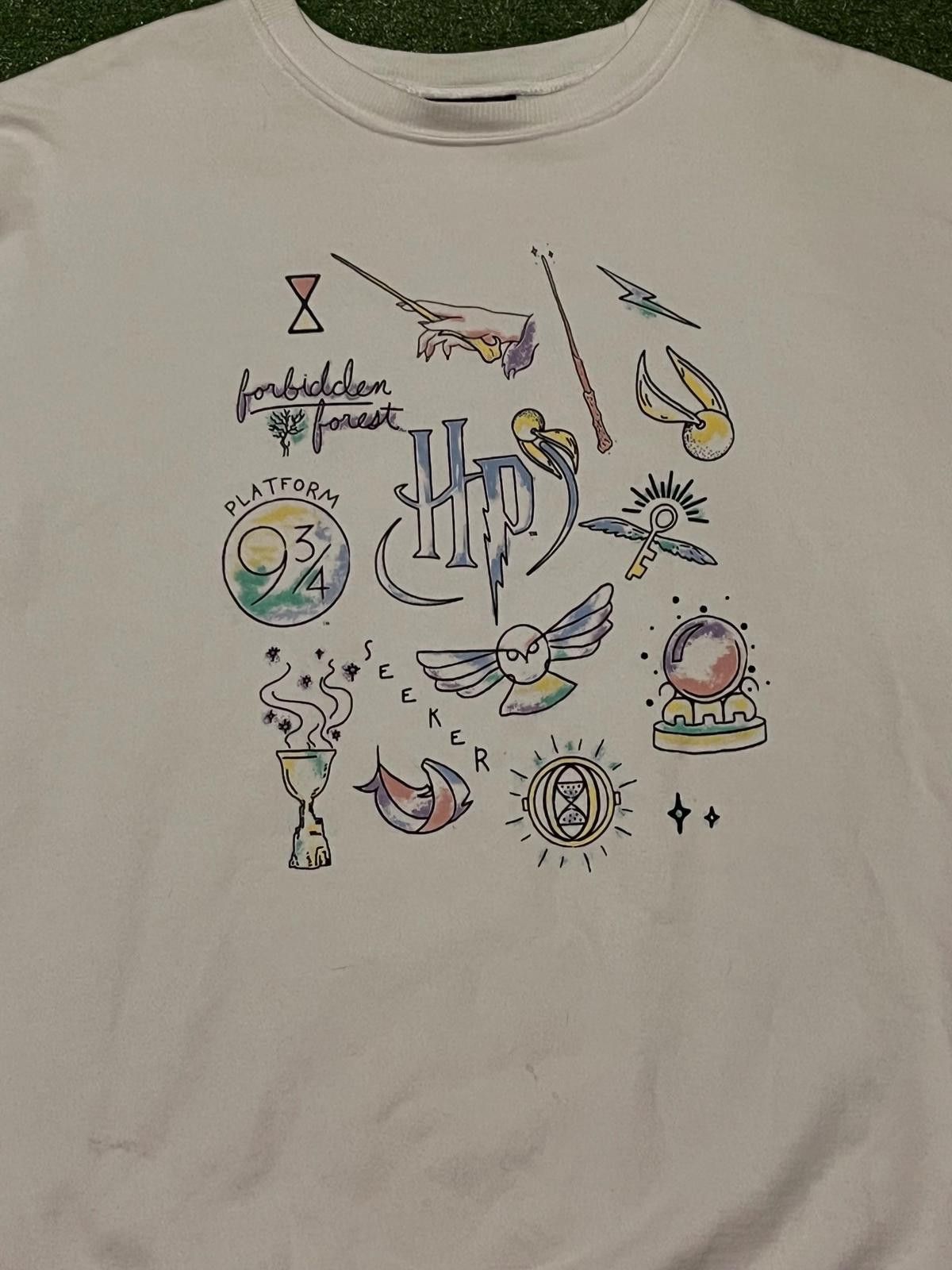 Unknown London Harry Potter Themed White Graphic Sweatshirt Size ONE SIZE - 3 Thumbnail