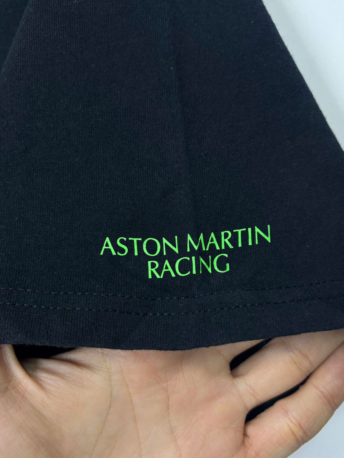Formula 1 Vintage Aston Martin The Famous Five F1 Le Mans t-shirt Size US XL / EU 56 / 4 - 8 Thumbnail