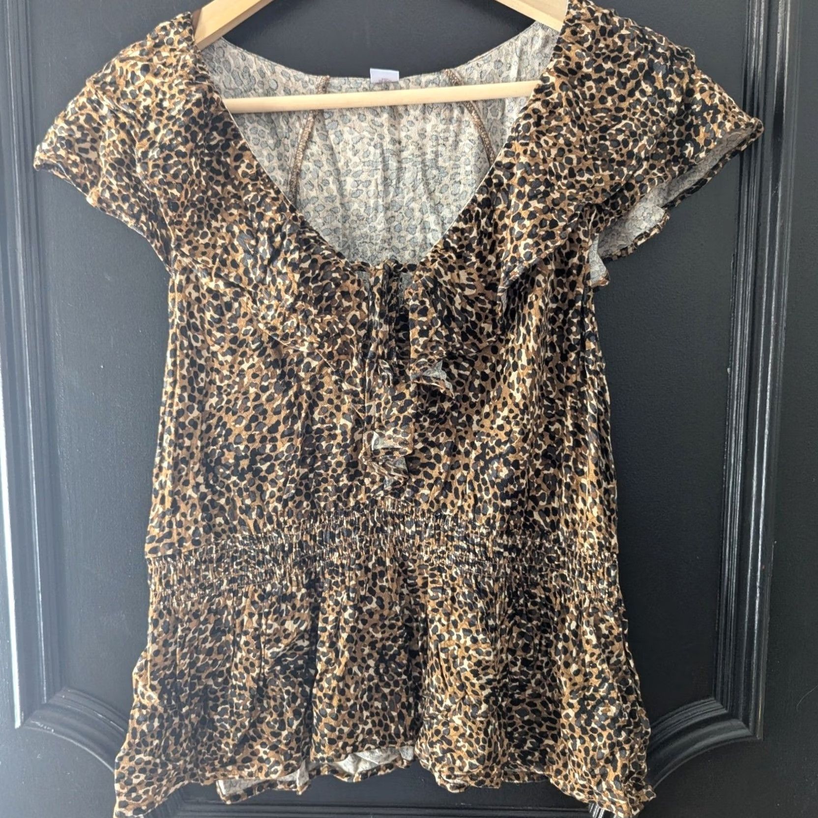 Old Navy Old Navy Womens Leopard Print Peplum Top Ruffle V-Neck Smocked Waist Womens M Size M / US 6-8 / IT 42-44 - 2 Thumbnail