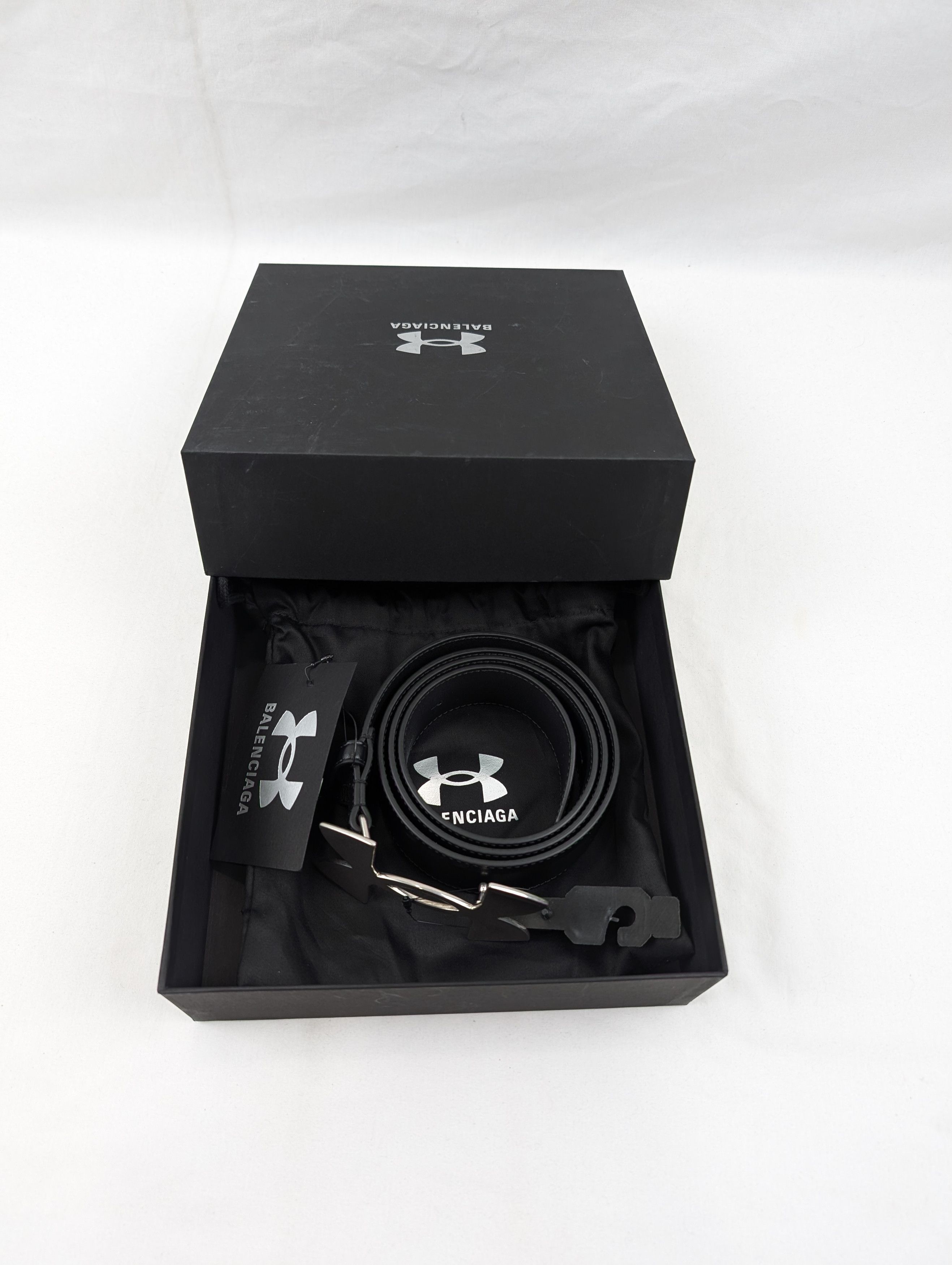 Balenciaga × Under Armour o1rshd1 Size: 100 CM / Calf Plutone Belt in Black Size 40 - 15 Thumbnail